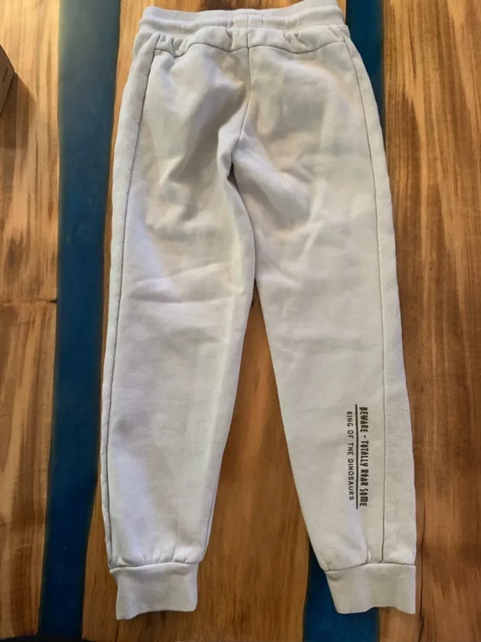 Pantalon dinosaure taille 7/8 ans - photo numéro 4