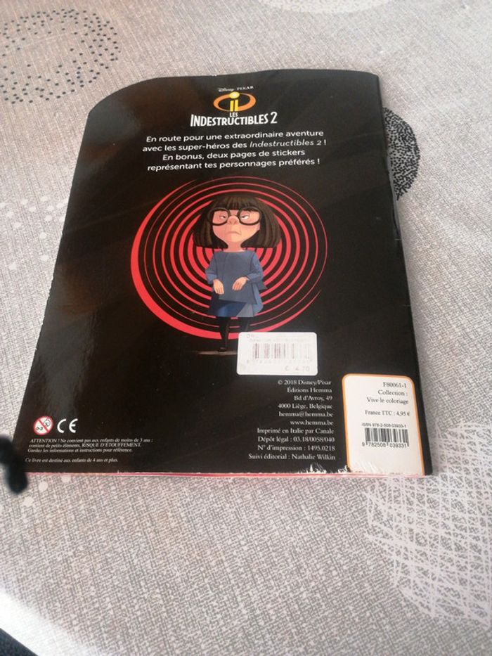 Livre coloriage les indestructibles - photo numéro 3