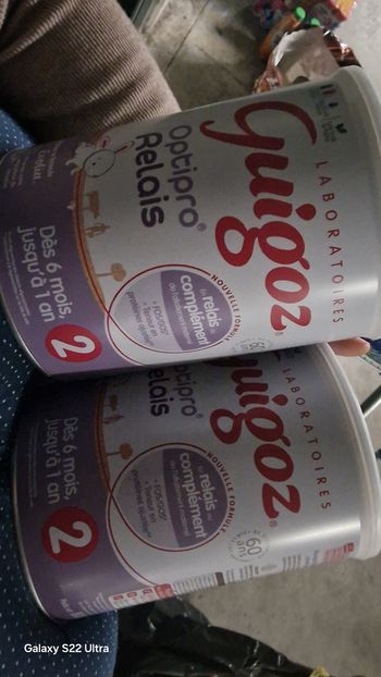 2 boites guigoz 2