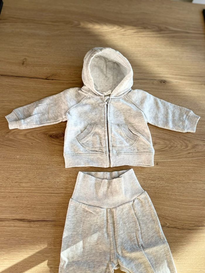 Survêtement - photo numéro 4