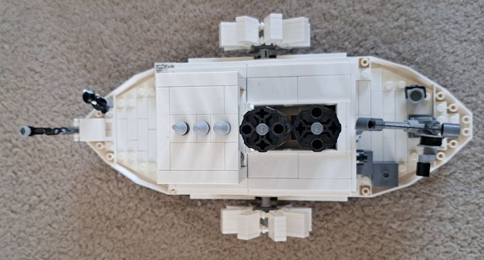 Lego Ideas set 21317 Steamboat Willie (Disney Mickey Mouse) - photo numéro 6