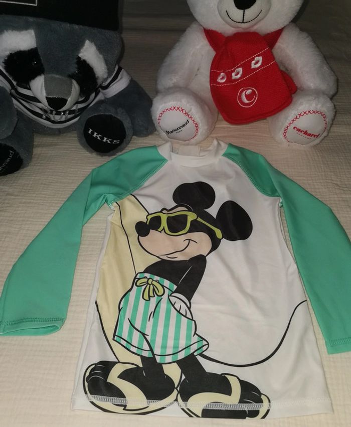 Maillot de bain Mickey Mouse Taille 36 mois - photo numéro 2