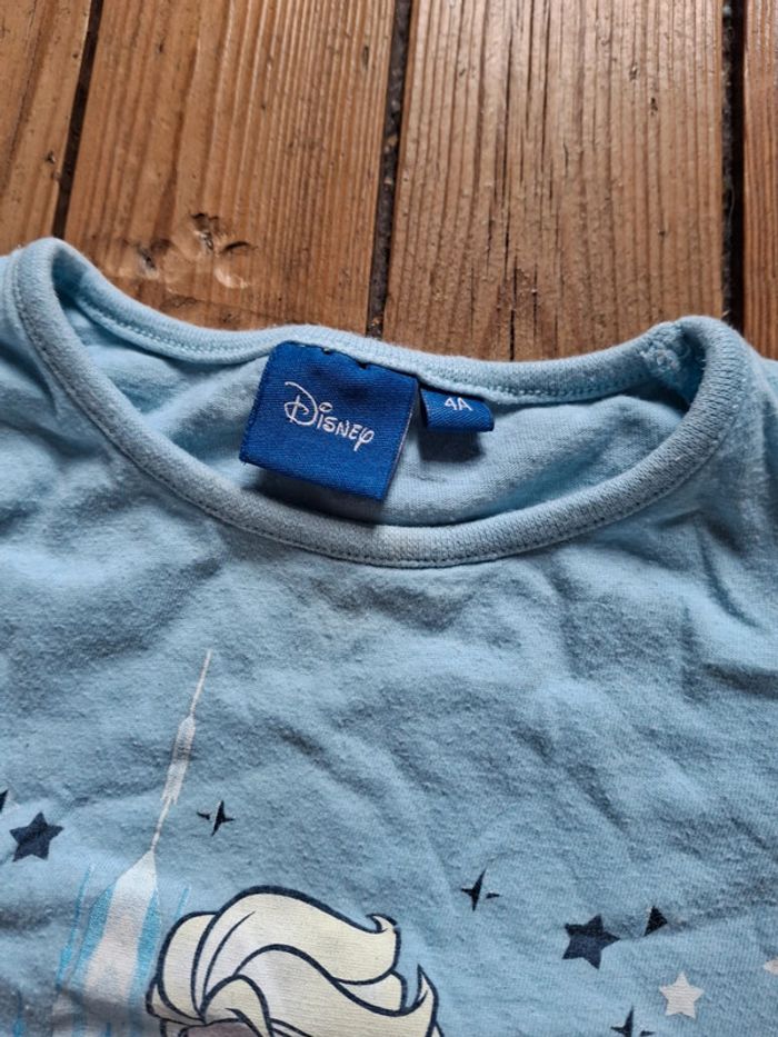 Tshirt reine des neiges taille 4 ans - photo numéro 3