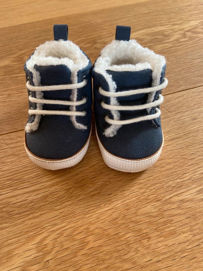 Chaussons fourrés bébé souples