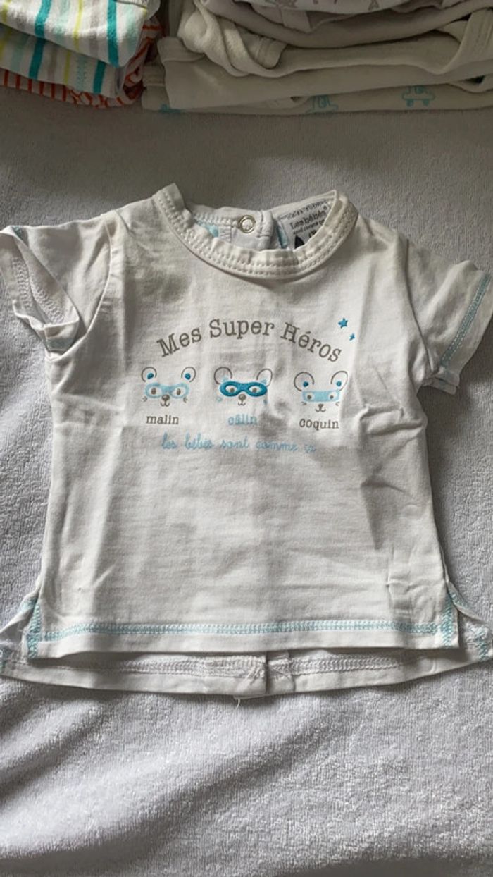 Tee shirt bébé
