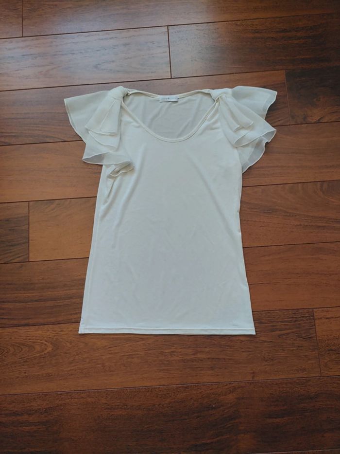 T-shirt avec volants