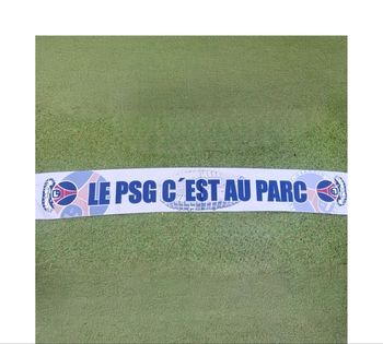 Écharpe PSG