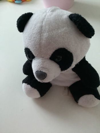 Peluche panda hauteur 18 cm