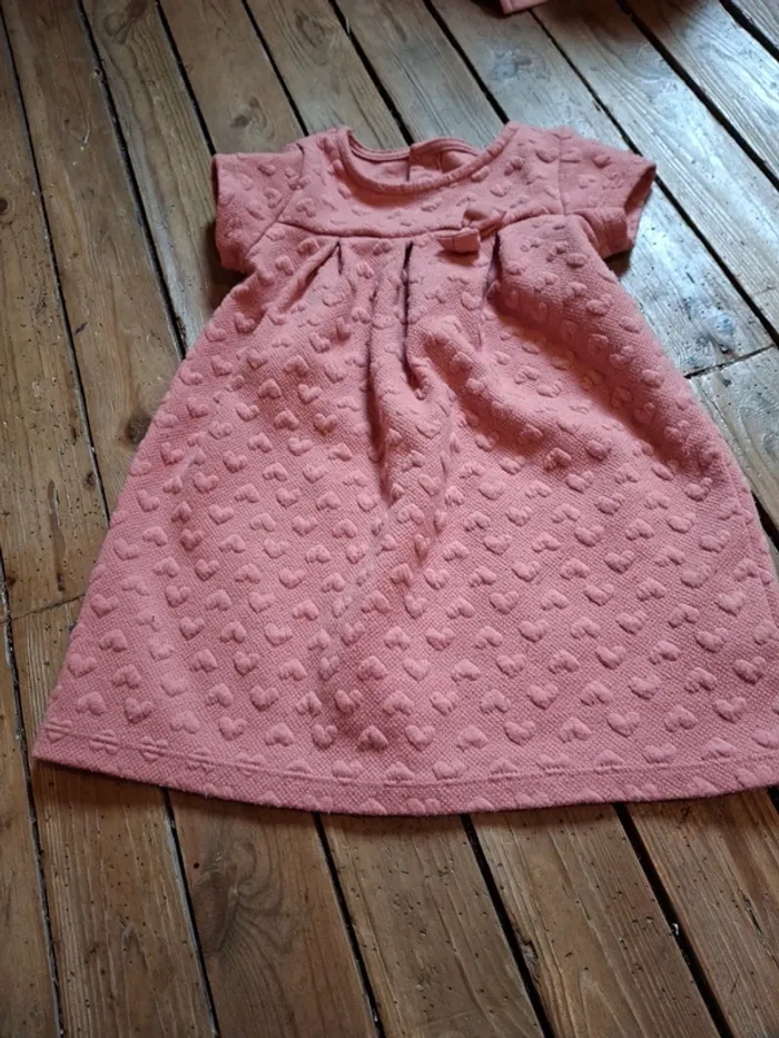 Robe 24 mois