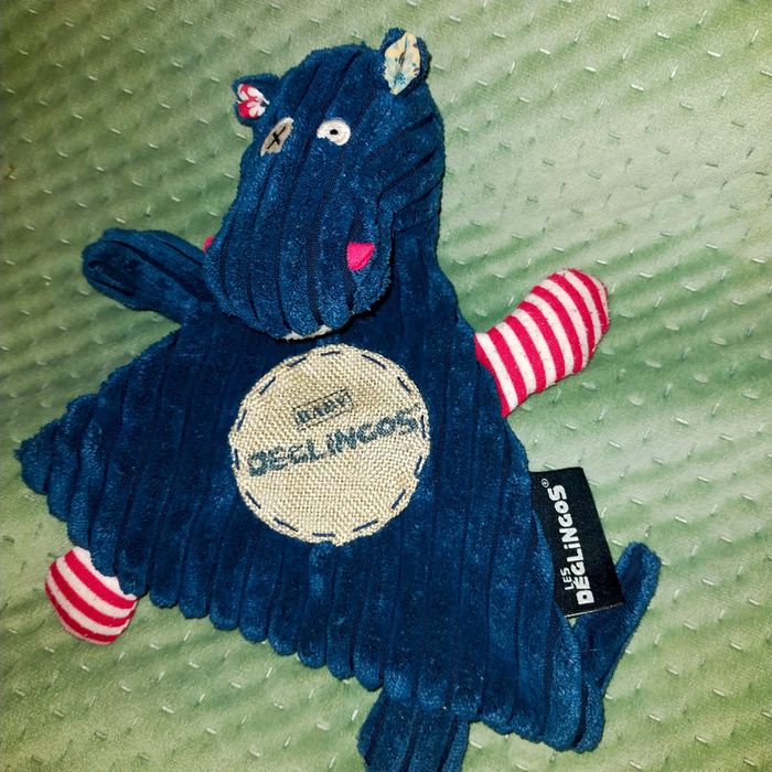 Doudou plat Hippipos hippopotame Les déglingos bleu rouge Baby Déglingos - photo numéro 2