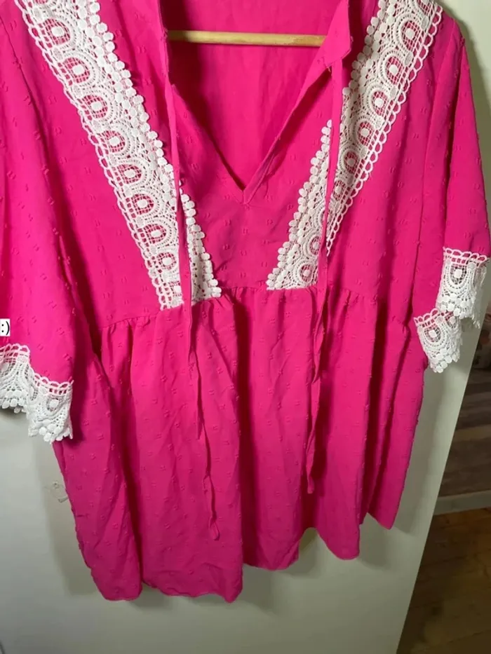 Blouse rose dentelles femme taille 46 / SHEIN - photo numéro 5