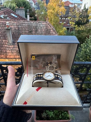 Montre Ferrari Formula 1984 – Swiss Made – Boîte & papiers – Pile neuve