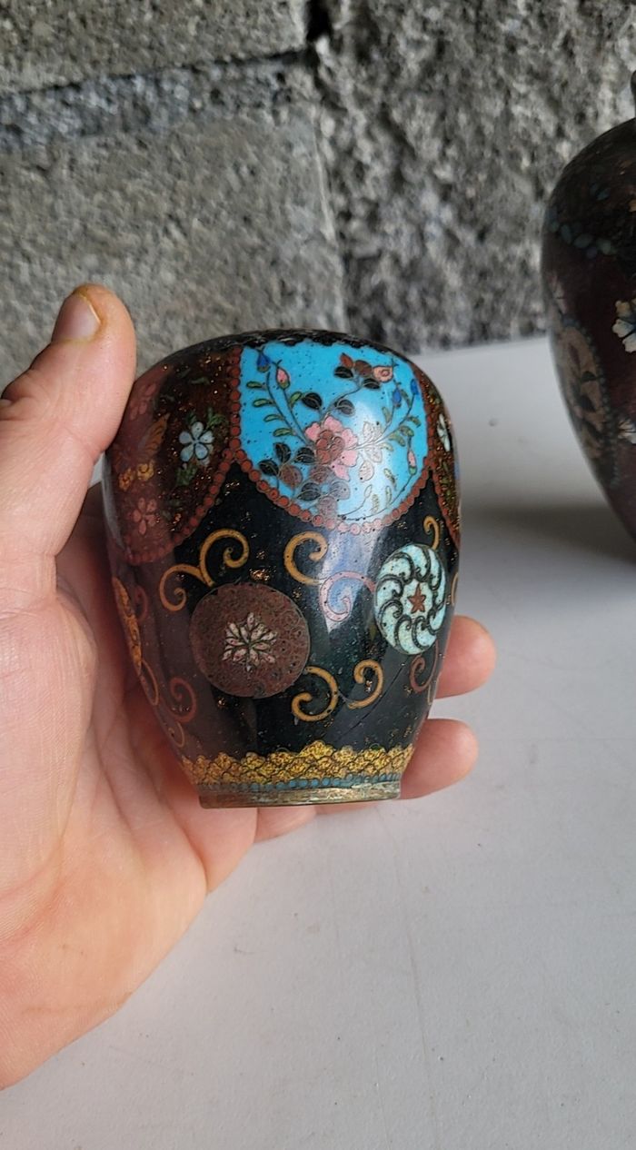 Petit vase en émaux - photo numéro 10