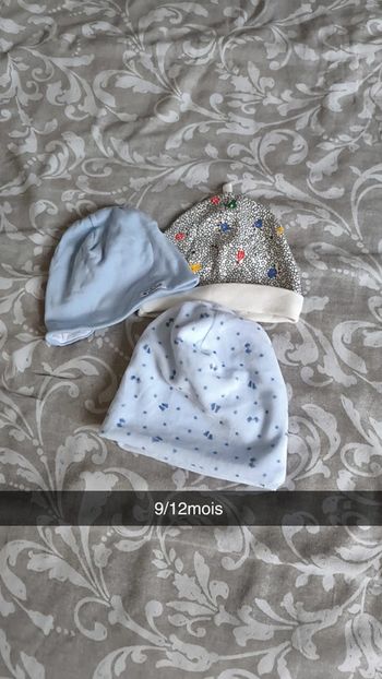 Lot bonnet 9/12mois