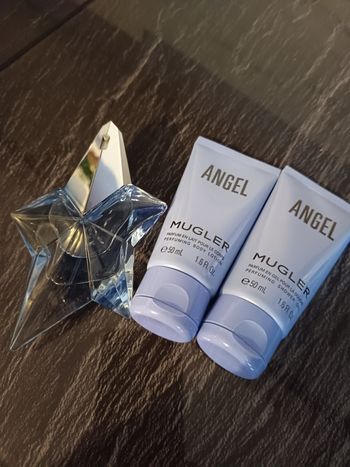 Parfum Mugler , lait de corps , gel douche