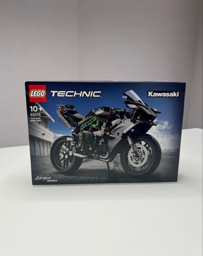 Lego 42170 Technic Kawasaki Ninja H2R - photo numéro 2