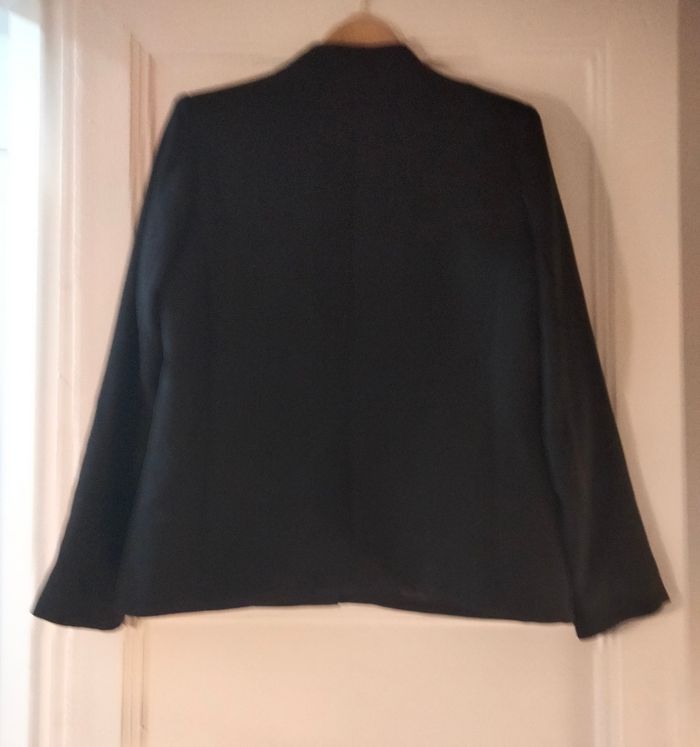 Très belle veste pour femme - photo numéro 9