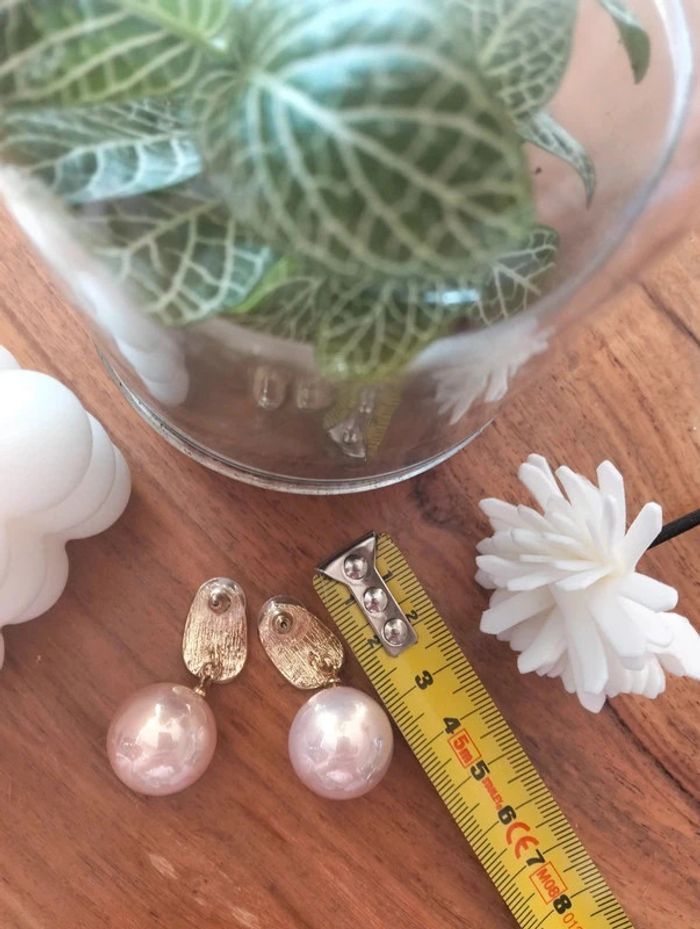 Boucles d'oreilles rose pâle grosse perle - photo numéro 5