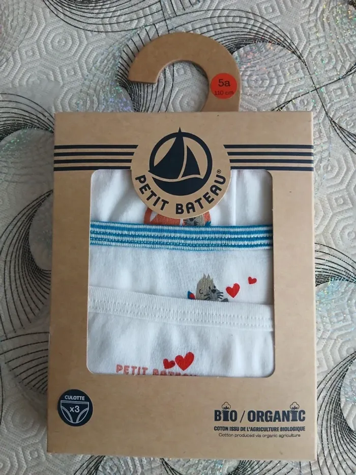 Lot de 3 jolies culottes Petit Bateau 5 ans