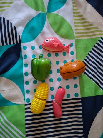 Lot aliments pour dînette à scratch 