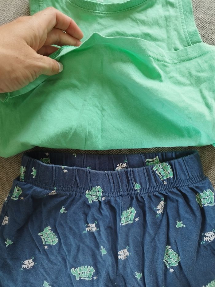 Pyjama enfant bleu et vert. - photo numéro 2