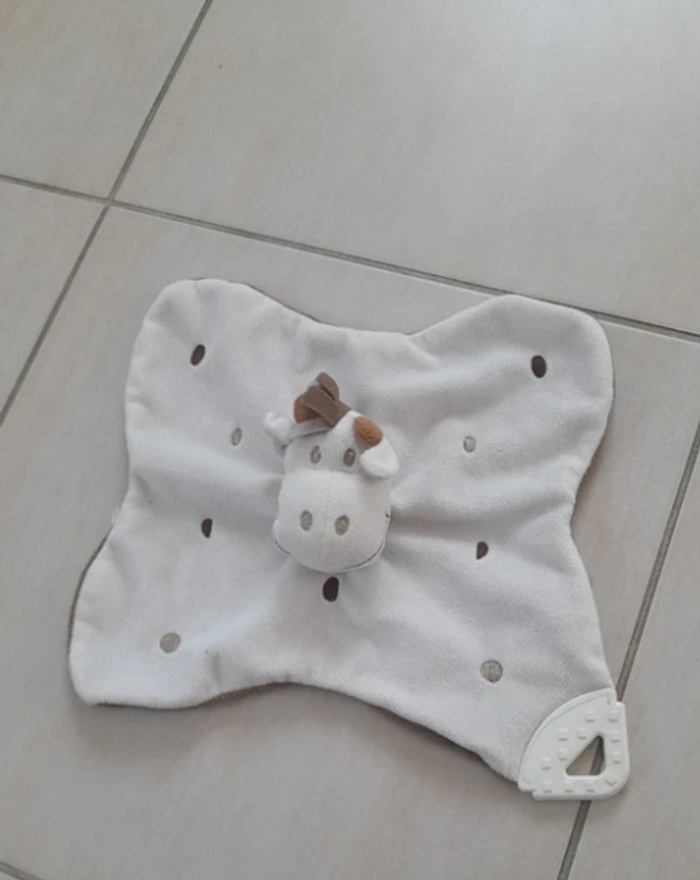 Doudou plat Ptit Bisou vache – jouet enfant