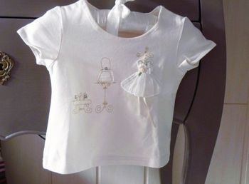 T-shirt Fille 2 ans Floriane ceremonie écru et or strass TBE