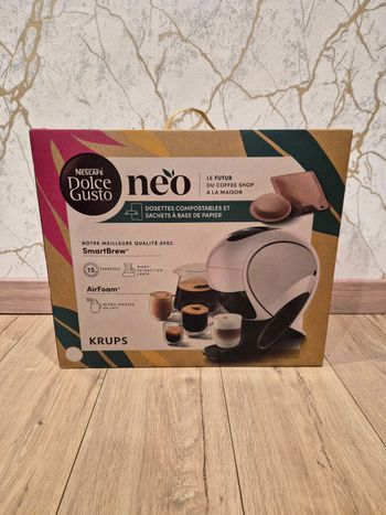 Machine a café Dolce Gusto Neo latte blanche neuve
