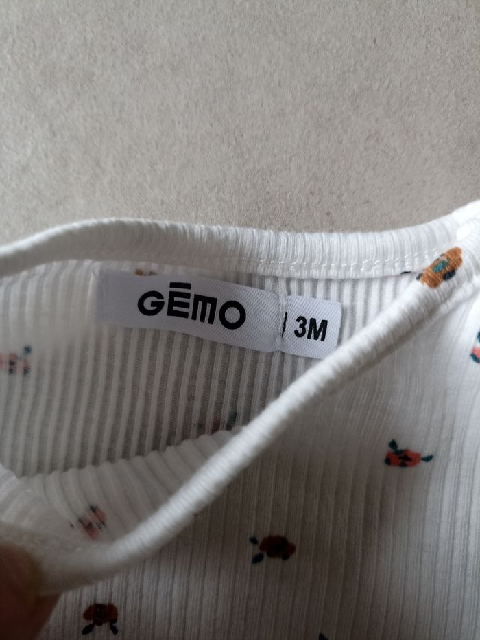 Ensemble bébé fille 3 mois printanier legging et tee shirt manches longues Gémo - photo numéro 3