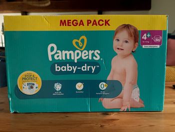 Mega pack Pampers taille 4+