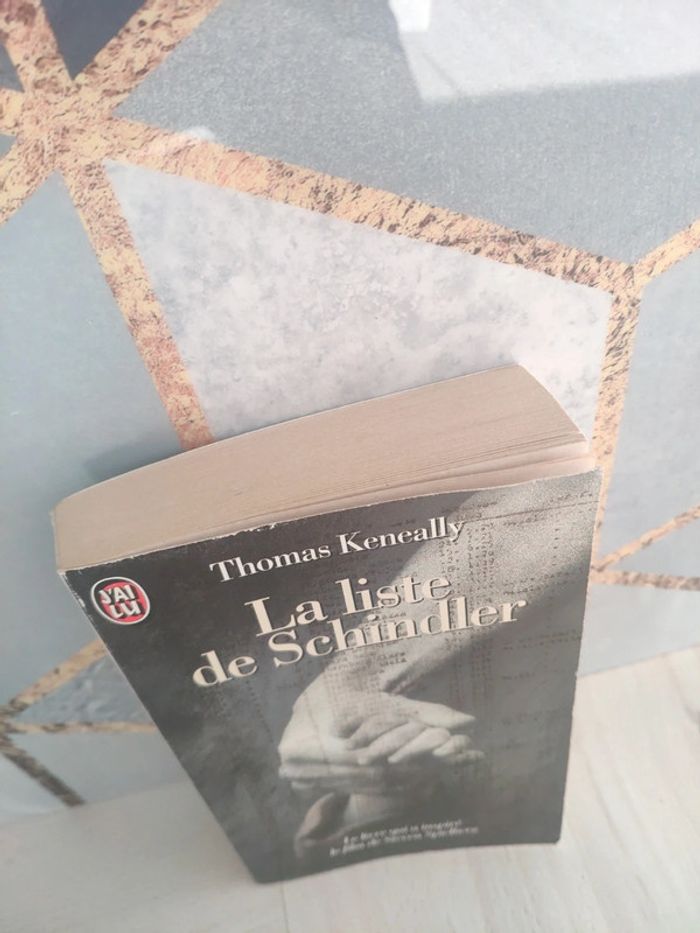 Livre poche la liste de Schindler Keneally livre qui a inspiré le film de Spielberg - photo numéro 2