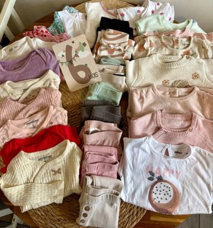 Lot vêtements 6 mois