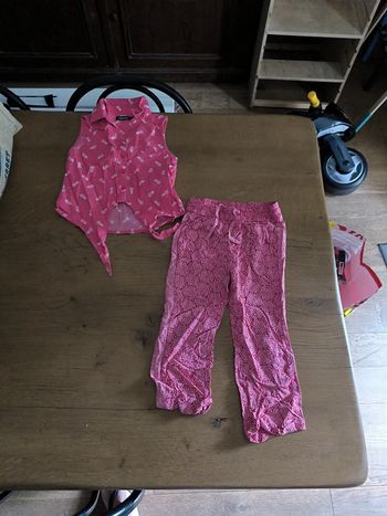 Pantalon et débardeur fille taille 3 ans