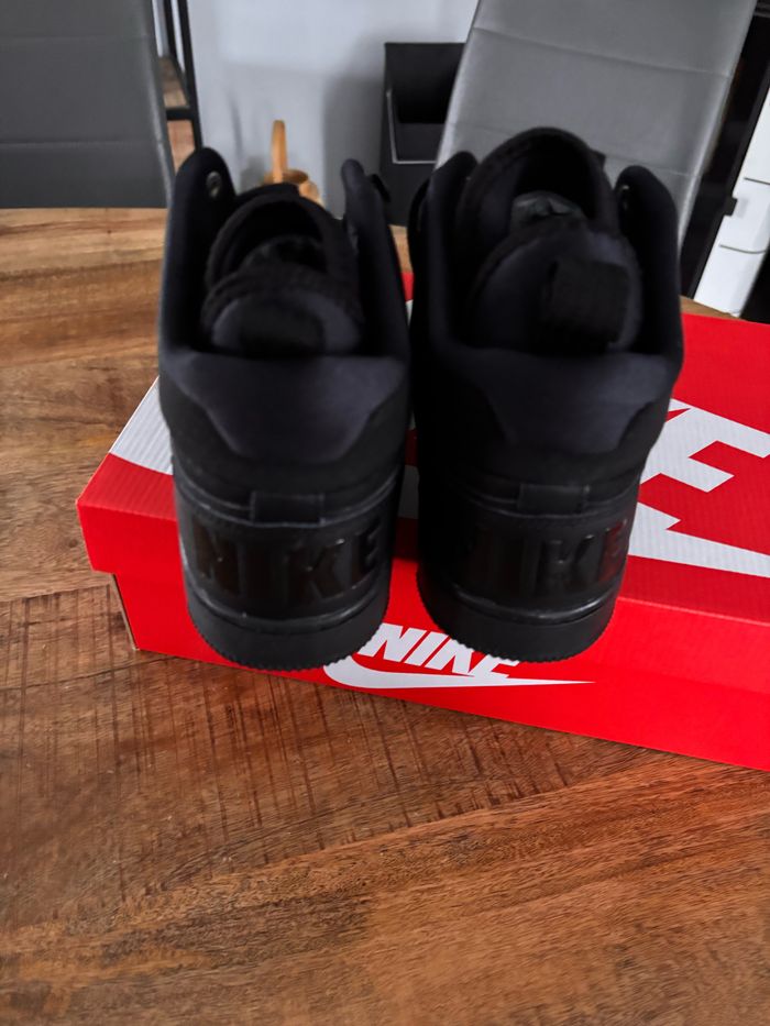 Baskets Nike P.40,5 Neuves unisex - photo numéro 5