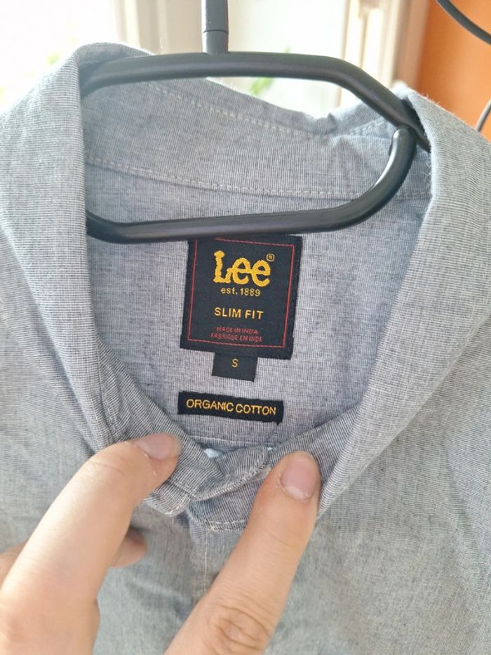 Chemise unie manches longues Lee taille S 👻 - photo numéro 3