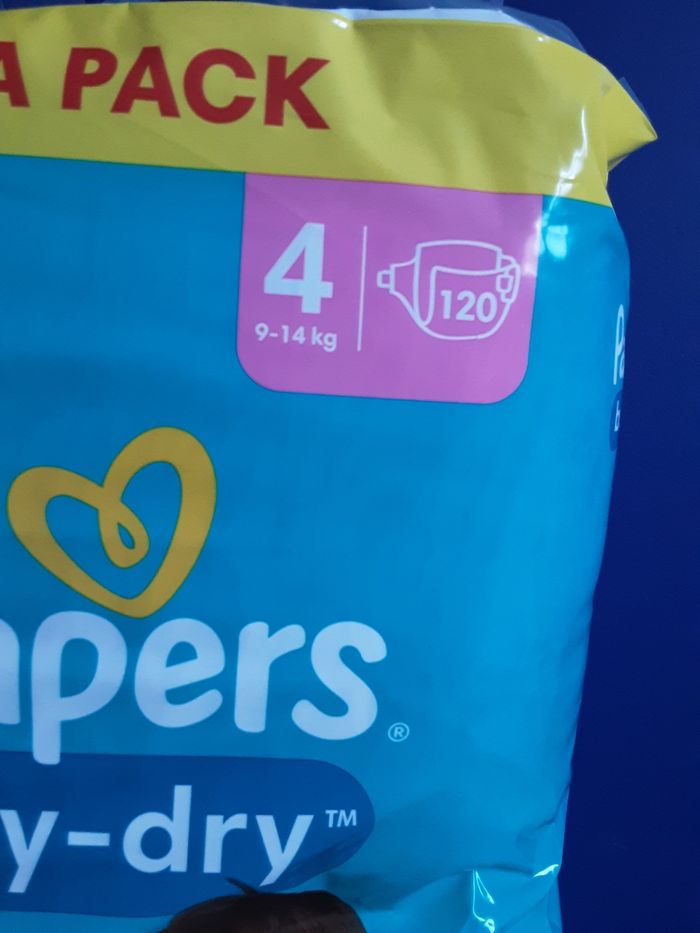 Couches pampers baby-dry  taille4 ( 9-14 kg ) 120 COUCHES - photo numéro 2