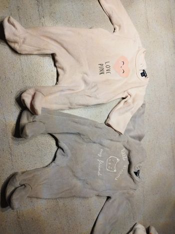 Lot de 2 pyjamas 1 pièce