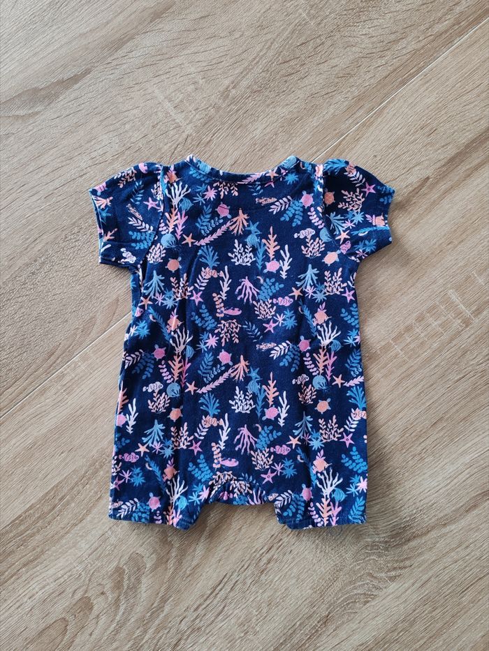 Combinaison Tape à l'œil 1 mois - photo numéro 2