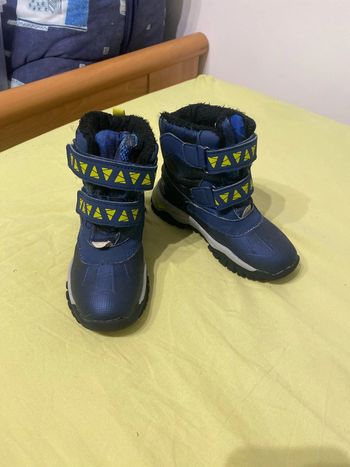 Chaussures de neige à scratch