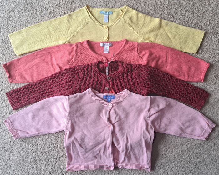 Très gros lot de vêtements fille taille 12 mois - photo numéro 6