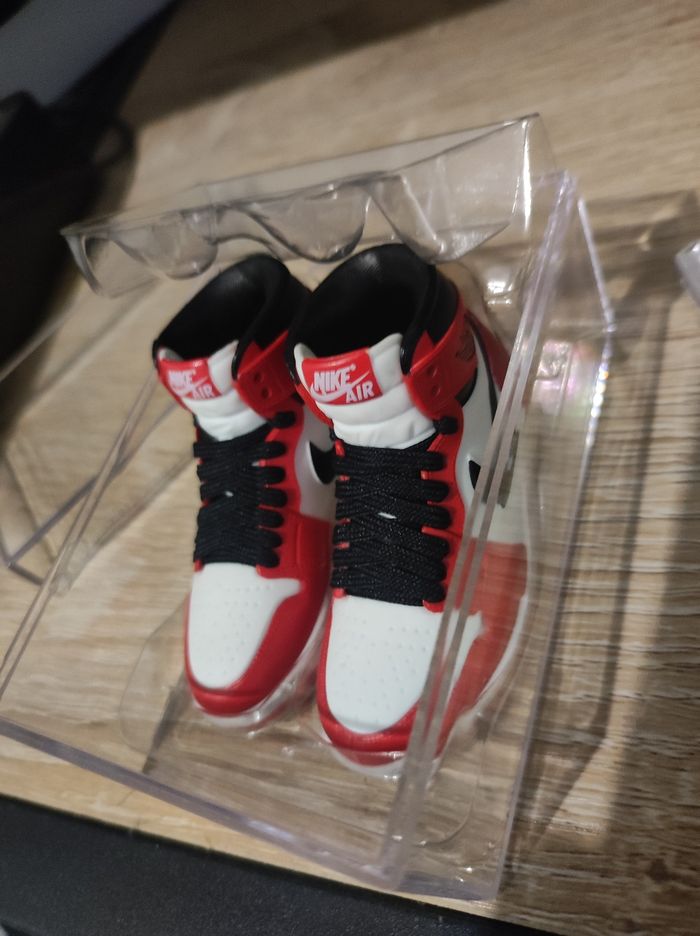 Basket Jordan one collector - photo numéro 7