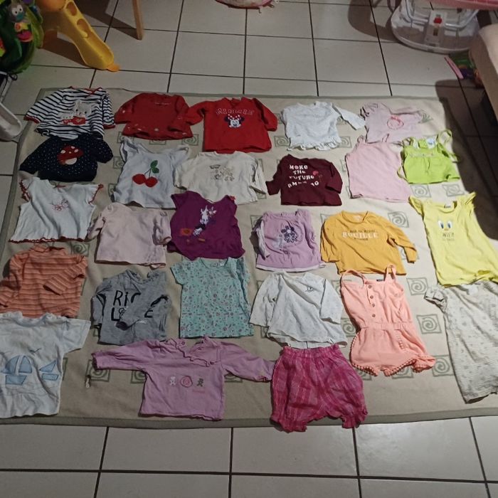 Lot habit fille 6mois 107 pieces