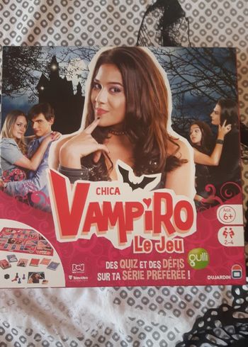 Jeu de société Chica Vampiro