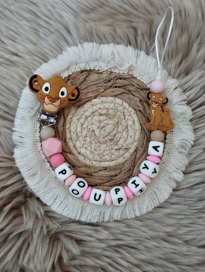 Attache tétine personnalisée