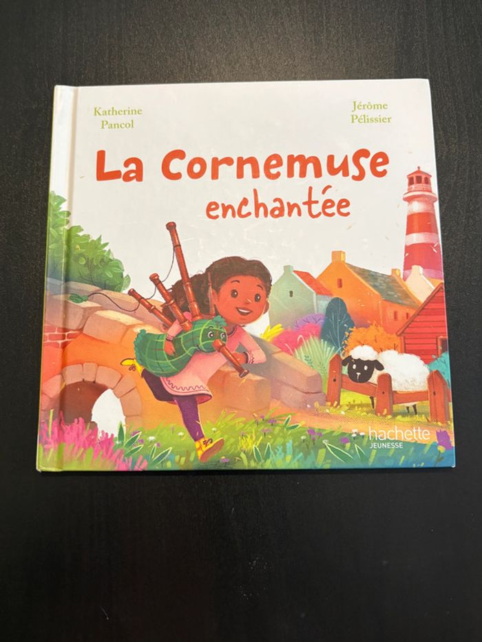 Livre Macdo - La cornemuse enchantée