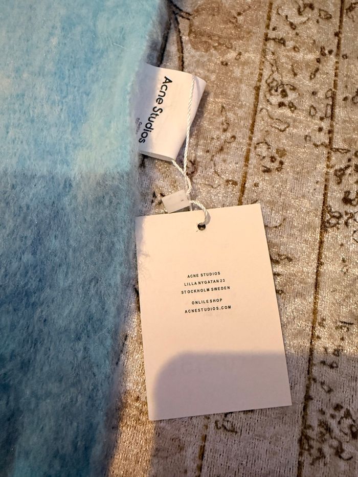 Écharpe Acne Studios - photo numéro 5