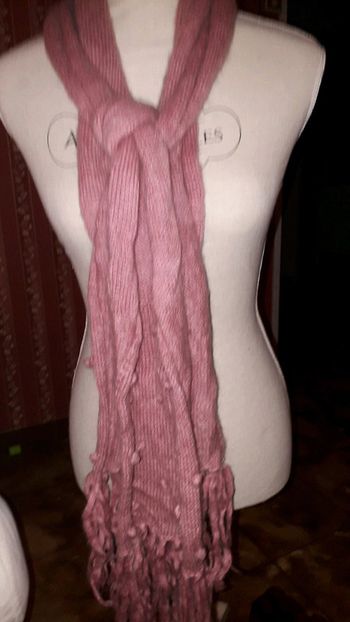 Echarpe vieux rose petites boules