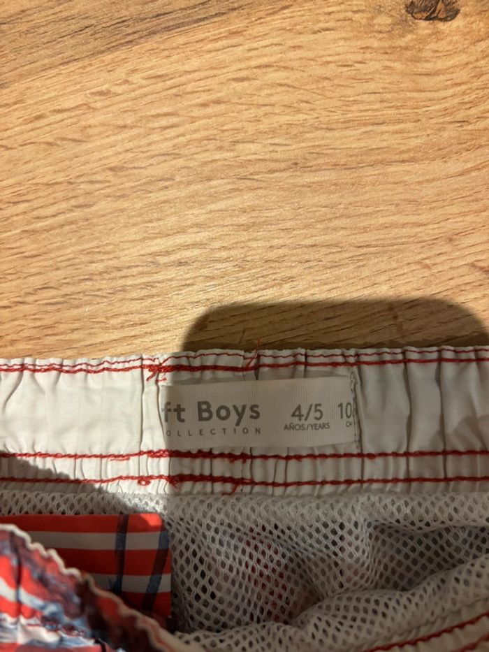 Short de bain rouge et blanc Lefties taille 4 5 ans - photo numéro 2