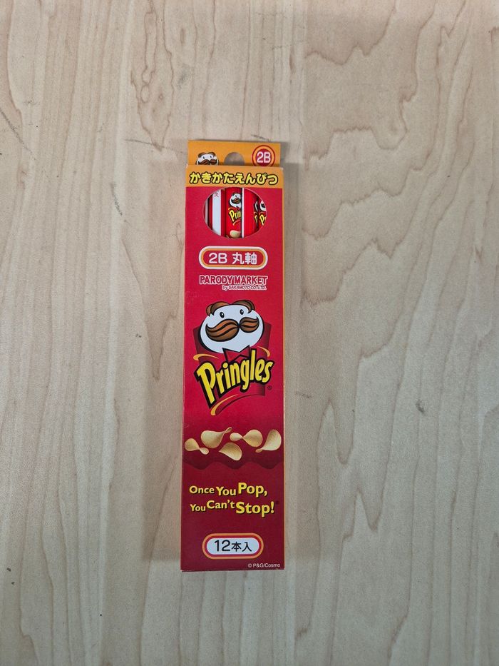 Boîte 11 crayon à papier Pringles