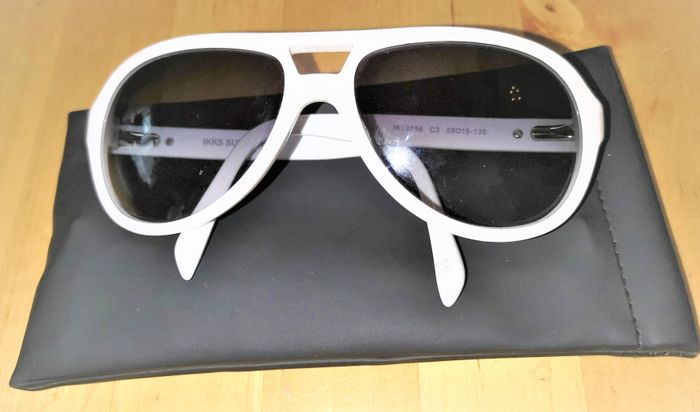 Lunettes de Soleil "IKKS" - photo numéro 3